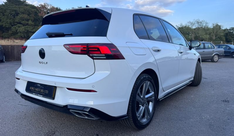 
								Volkswagen Golf 2.0 TDI 150 R-Line 5dr DSG Euro 6 Automatic Diesel Hatchback full									