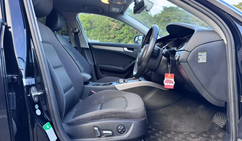 
								Audi A4 2.0T Quattro S Tronic Automatic Petrol Saloon full									