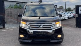 Honda Stepwagon 2.0 Spada Z Cooling Spirit 8 Seater Automatic Petrol MPV